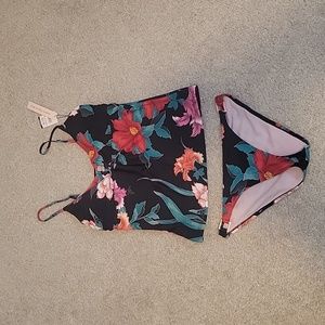 NWT Nanette Lepore Tankini Swimsuit
